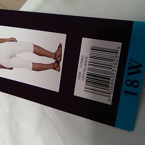 Gloria Vanderbilt Avery Pull On Skimmer.  NWT.  18W - Picture 8 of 16